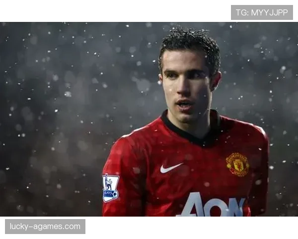 凯恩与范佩西英超进攻效率与全能性差异解析