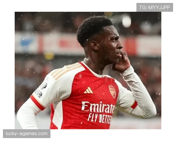 曼城中场控制力下滑，结构变化加剧表现波动，稳定性面临考验