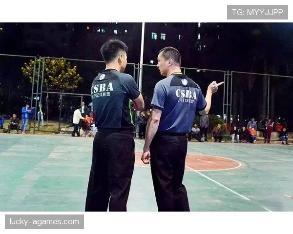 运球规则如何理解及判罚标准与常见误区解析